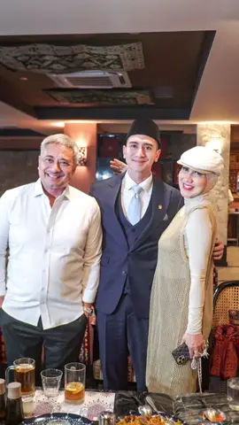 Sebuah wejangan dari Mama & Papa pak boss @Verrell Bramasta semoga pakboss kita bisa menjalankan amanah dengan baik ya guys🙌🙌