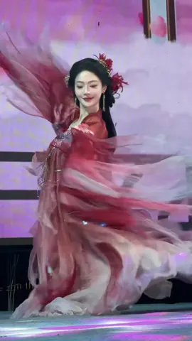 怎么都在发第三视角 有没有凭缘分刷到本人的 #唱游赣州 #以沫MOMO