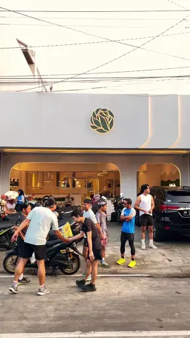 What a fantastic day at our running event in collaboration with @selowruner 🤩 Together, we celebrate health and what our body’s capable of. A big thank you to everyone who joined us for a day of fun! 🏃🏼‍♀️🏃💨 Here’s to many more miles and meals together! 🥗 And of course, cheers to healthier you happier you! 🥰 #lasanteidn #placetogojogja #healthieryouhappieryou #saladbar #coffeeshopjogja #Running 