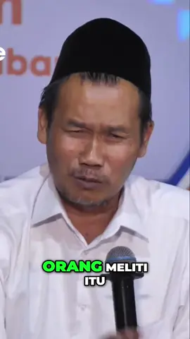 Gus Baha Kehidupan Sederhana: Kebahagiaan orang Meliti yang Tak Terduga Dalam video ini, kita mengeksplorasi kebahagiaan yang ditemukan dalam kesederhanaan oleh orang-orang Meliti. Mmeskipun sibuk dengan kekuasaan, mereka menemukan kedamaian dalam kehidupan sehari-hari. Dapatkan wawasan menarik tentang bagaimana perspektif ini bisa mengubah cara pandang kita. #gusbaha #gusbahaonline#gusbahaterbaru#gusbahamania#gusbahaquote#gusbahangaji#gusbaharembang #KebahagiaanSederhana #OrangMeliti #PerspektifHidup #KehidupanBahagia #Kedamaian #SederhanaAdalahIndah #Inspiration #MotivasiHidup #KehidupanCerdas #Wellness