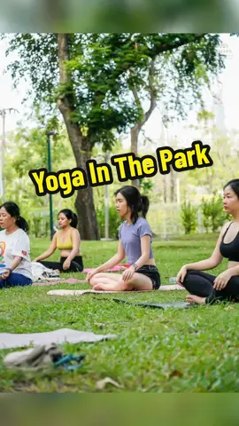 Relax & Reconnect: Yoga in the Park 🌿🧘‍♀️ | #BangkokYoga #yoga  #natureyoga  #WellnessJourney #OutdoorYoga #MindfulMovement #YogaEveryday #โยคะ #โยคะในสวน #สุขภาพดี #ออกกําลังกาย 