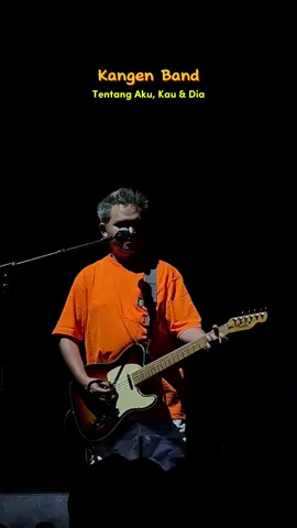 Jatuh cinta sama kangen band gara gara lagu ini #tentangakukaudandia #kangen #kangenband #kangenbandlovers #kangenbandofficial #kangenbandliveinmalaysia #fyp #fypage #fypdongggggggg 