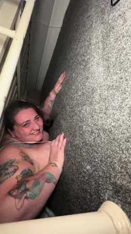 Its @Estella Safella hyping me like they didnt just film me getting stuck in the first place 😅