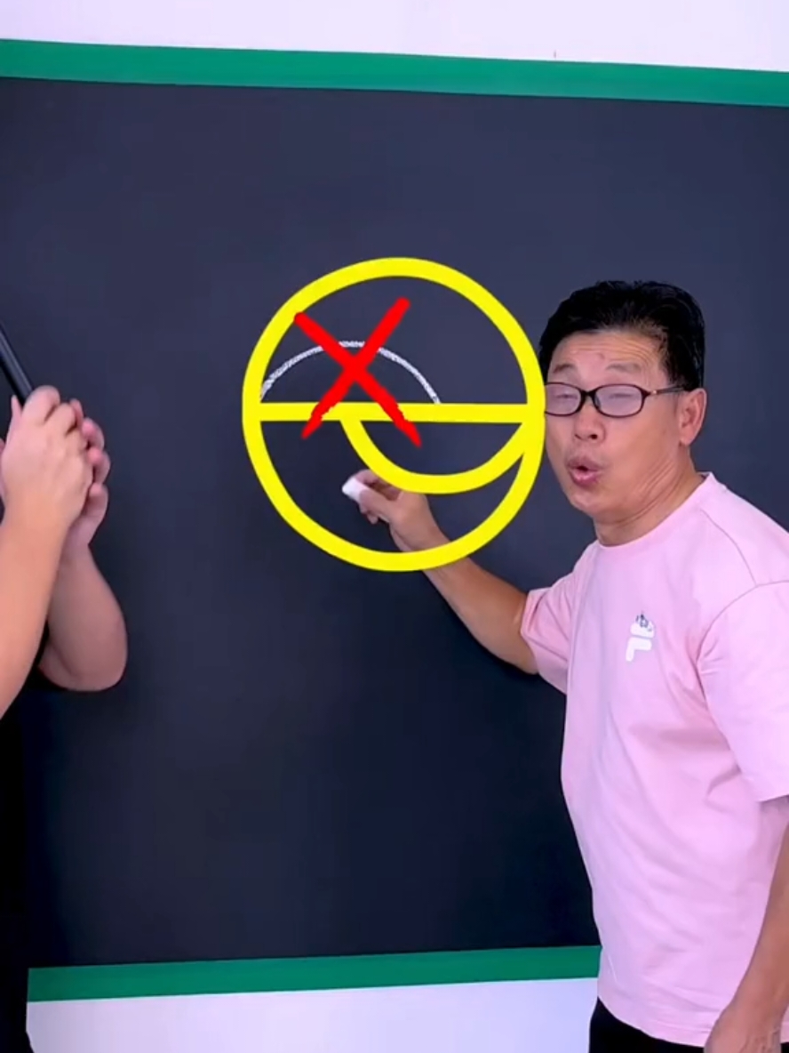 The challenge of completing the painting in one stroke is so difficult. Can you succeed in the challenge? #Funny #partygamechallenge  #XiaotiesNationalDayHoliday  funny hilarious videos uk's funniest videos funny tiktok videos in english  funny english tiktok trending in usa funny viral funny family challenges funny family videos funny tiktok viral kids try not to laugh challenge funny family tiktok challenge  Funny Dark Humor viral tiktok family funny family tiktok funny tiktoks to do with kids  funny family tiktok trends funny face filter challenge funny face challenge tiktok trend  funny tiktok videos in english  funny english tiktok funny and crazy family funny family videos uk tiktok funny english jokes funny family videos funny english tiktok funny and crazy family uk tiktok funny english jokes funny family tiktok trends funny videos laugh till you cry  crazy funny funny viral videos over 10 million views  Very Funny Jokes family tiktok best funny tiktok funny family funny tiktoks to make u cry of laughter funny videos laugh till you cry  funny tiktoks to make u cry of laughter  funny viral videos over 10 million views  crazy funny I Love My Family family tiktok changsha family happy family videos funny memes family comedy family family tiktok trends funny videos to laugh family games challenge funnyfamily family funny tiktok funny family comedy 多人聚会小游戏 美国人怎么教三岁宝宝玩 Can you blow out 500 candles familytime family games at home best family games funny family videos family games challenge family games ideas changsha family family games tiktok funny family couple games funny couple games at party board games for family boardgames couplegamesHow To Choose Pizza Date Night  datenightideas datenight  GameNight #changshaffm  #changshafamilyfunmedia  #am549  #unfrezzmyaccount #unfreeze  #changsha  #family #familytime #familygames  #partygame #familygame #india #pakistan #srilanka #bangladesh #nepal #afghan #afghanistan #iran #iraq #kuwait  #qatar #bahrain #saudia #ksa  #yamen #oman #UAE #dubai  #USA #newyork #UK #spain #europe #EGYP #world #Africa #aisia #japan #korean #korea #england #australia #indonesia  #malaysia #singapore #lahore   #karachi #sharjah #italy  #datenightideas #datenight #GameNight  @tiktokglobal @TikTok 