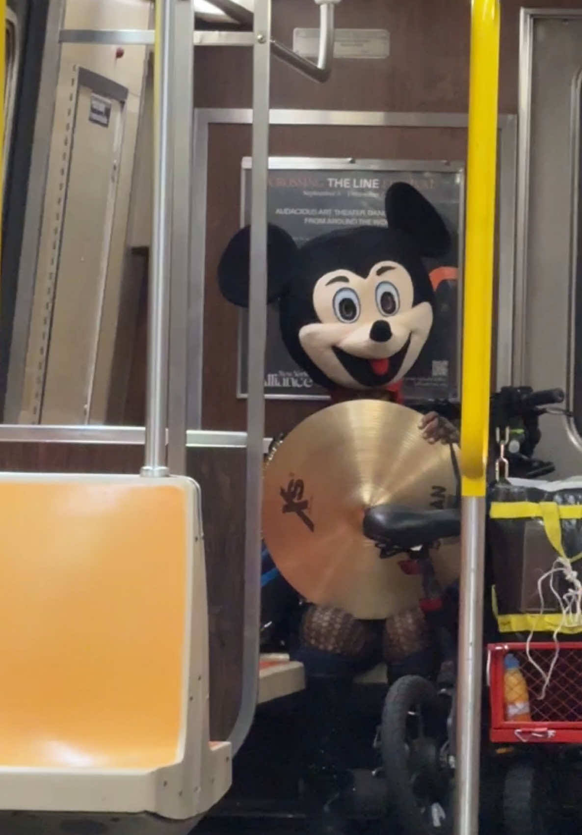 5am on the train and this is looking back at you #subwaycreatures #fyp #foryoupage #subway #iloveny #nyc #mickey #mickeymouse 