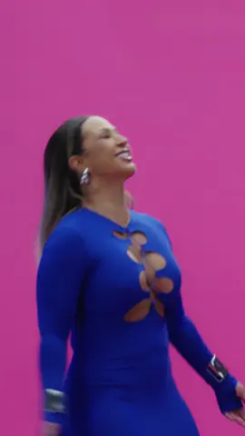 Meu Negão ❤️ Boraa tacar play em ‘Meu Negão' pra deixar a semana mais quente 😈 O álbum completo 'De Volta Pra Gaiola: Amor e Amor de Verdade' já tá disponível na plataforma de música que você quiser e no canal 'Valesca Popozuda' no Youtube 😉