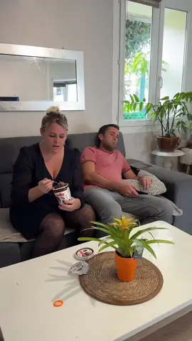 Être trop curieux !!🤣🤣