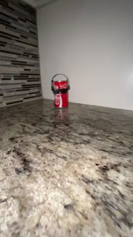 #tameimpala #borderline #thelessiknowthebetter #dancing @Coca-Cola 