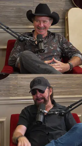 talking Johnny Cash w/ @brooksanddunn 