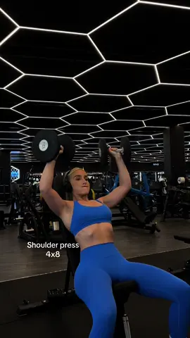 Outfit from @DFYNE Code FELI, Hope u are doing gooood🙏🏼💙