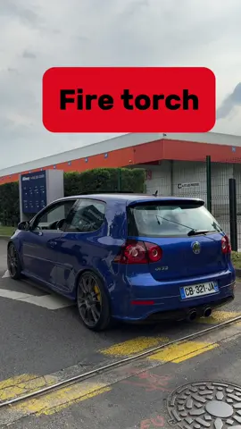 Golf 5 part final #golf #golf5 #r32 #fire #deepblue #vw #volkswagen 