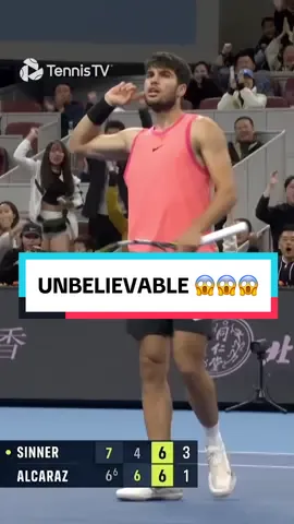 UNBELIEVABLE 😱😱😱 #tennis #tennistv #atptour #alcaraz #sinner @Carlos Alcaraz 🧠❤️🥚🥚 
