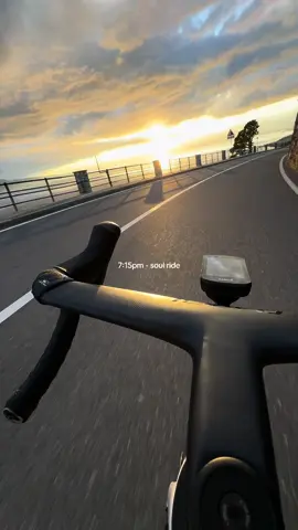 October sunsets hit different 🌅 #cycling #roadcycling #roadbike #cyclinglife #cyclist 