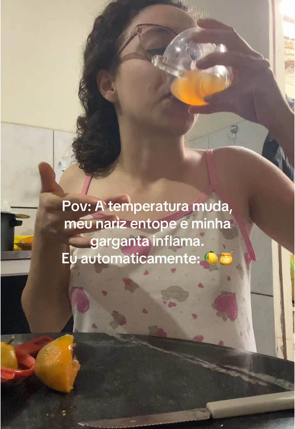 Só limão com mel pra curar essa mistura de alergia com gripe  #fy #fyp #fyyyyyyyyyyyyyyyy 