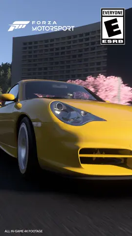 ¿Porsche 911 Turbo S🔴 or Porsche 911 GT3 🟡?