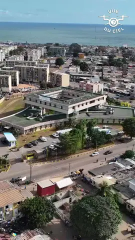 je devais absolument filmer cette commune😊🫠 #Vueduciel #cotedivoire🇨🇮 #portbouet #dronevideo  côte d’ivoire  côte d'Ivoire video drone 4k video drone viral tiktok drone cinematic  drone for vlogging #pourtoi #foryou #fypviralシ #drone #tiktok225🇨🇮 #vueduciel #plage #hotel #mairie 