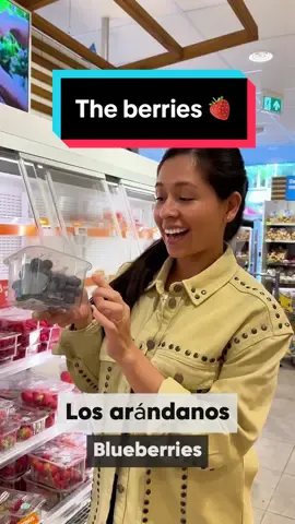 🍓 Las bayas (berries) en español 🍓 🌱 El arándano  🌱 La fresa 🌱 La mora  🌱 La frambuesa  Y 🌱 la cereza 🍒 (este último no se considera parte de las bayas) pero quise ponerlo de todas formas. 🤭 😋 ¿Cuáles de estos tú consumes más? Cuéntamelo en los comentarios. 💬  🍒 Follow us for more Spanish tips!  #learnspanish #spanishteacher #spanishonline #spanish #spanishlessons