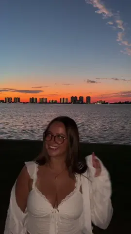 one single thread of gold🥲✨💫 #girls #invisablestring #relatable #florida #boyfriend 