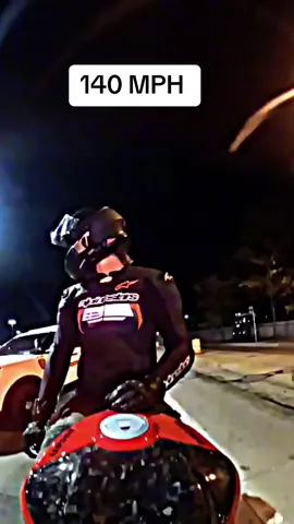 140MPH #creatorsearchinsights #motorcycle #ducati #runningfromthecops #bodycam #pov #viral #viraltiktok #blowthisup #copsoftiktok 