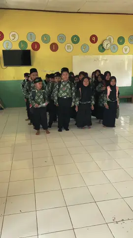 #สปีดสโลว์ #สโลว์สมูท keceriaan anak anak ketika sudah waktunya bel pulang sekolah#CapCut #Al inayah 4#foryoupage 