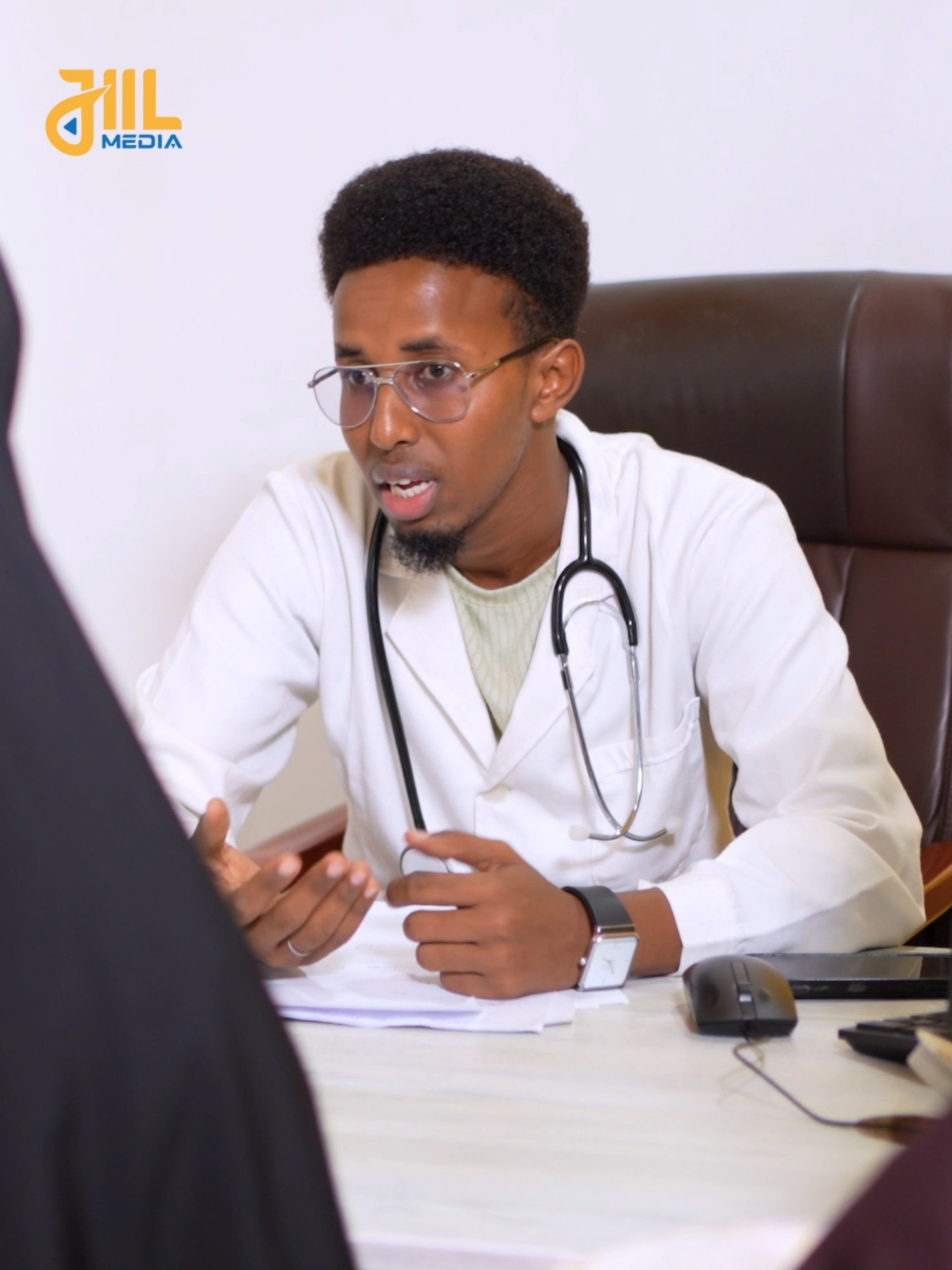 Qof waliba dhaqtar ma ahan, ee arintaan oo kale ka digtoonaada.#jiilmedia #reels #reelsinstagram #reels #reels__tiktok #explorepage #explore #viraltiktok #viral_video #viralditiktok #somalitiktok #fyp #foryou #reelsvideo