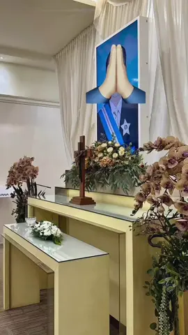 The Catholic funeral Mass for the late Datuk Ng was held at the Church of Our Lady of Lourdes in Klang, a solemn occasion reflecting faith and reverence. After the Mass, the committal took place at the Nirvana Shah Alam Crematorium, where the final prayers were said, and the body was entrusted to God’s care in a dignified and peaceful farewell. #NirvanaChristianFuneralService #WeCareWeProvide #TotalPeaceOfMind #PlanAhead #LiveWellPlanWellLeaveWell#