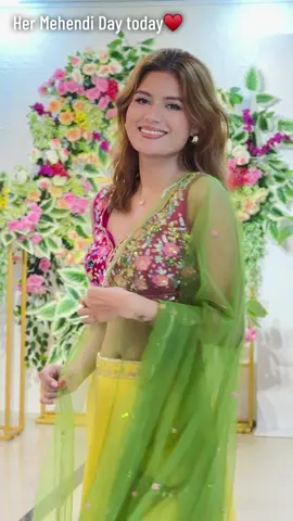 You look soo pretty♥️ Thankyou Miss Reshina for choosing Manrose✨ It was really nice meeting you🫶 Location :Damak Jhapa mishal bajar Contact no:9807925281 #manrosecreation456 #boutique #goviral #customersmostloved #foryoupage #Trending #Damak #fyp #customerservice #tiktok #bridal #mehendidress#mehendioutfit#worldwide 