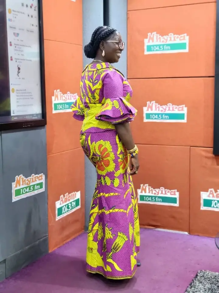 Mama Effeh looking gorgeous in her Kaba and Slit maee by her trusted Fashion Centre, LYDIA FASHHION CENTRE😍😍. Just hit us up on 0594381515 or 0244415676. We truly defines beauty#Mama Effeh