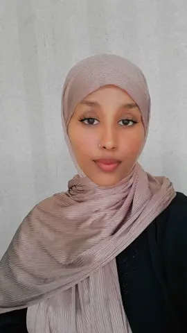 it's October 3rd🥰#somalitiktok #fypシ #october  #fyppppppppppppppppppppppp #fypage #iamnimah #kenyantiktok🇰🇪 #tiktokkenya #goviral #goviralgo #goviraltiktok #somalia #somali 