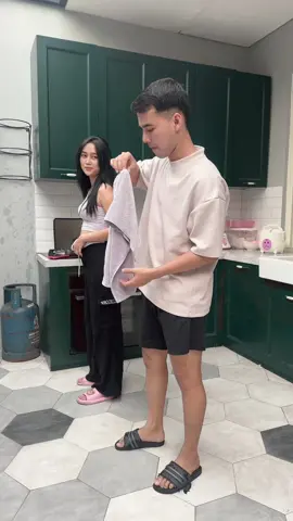 Magic😂#prankvideo #baper #komedikocak #sherlyjessi 