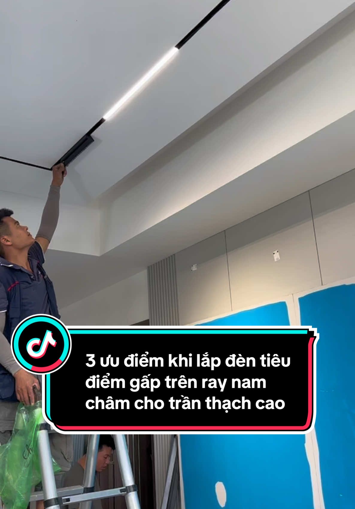 3 ưu điểm khi lắp đèn tiêu điểm gấp trên ray nam châm cho trần thạch cao hiện đại #sanco #dentrosang #fpy #hiendai #raynamcham #xh #le #dendiensanco #vinhphuc #hanam #thainguyen @SIÊU THỊ ĐEN SANCO @Đông Đèn Sanco @Quạt Trần Sanco 