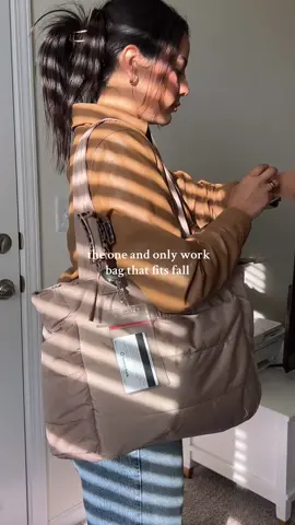 and she fits everything #TikTokShopFallSale #bagsmart #workbag 