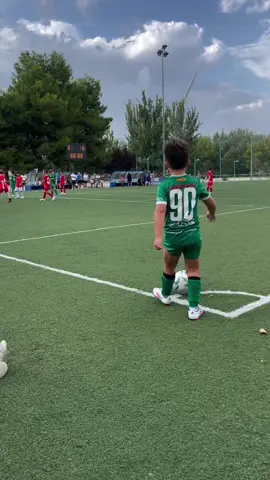 İzliyoruz 💪💪 #wonderkid #football 📹cr: @dani_rj_90