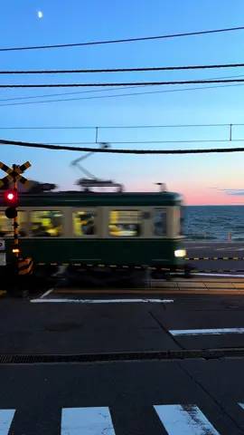 this place feels magical #japan #kamakura #spiritedaway #traveltiktok #anime #Summer #studioghibli #ghiblivibes #japantravel #japanlife 