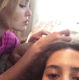 Lily with peach and a friend #lilyrosedepp #vine #foryou 