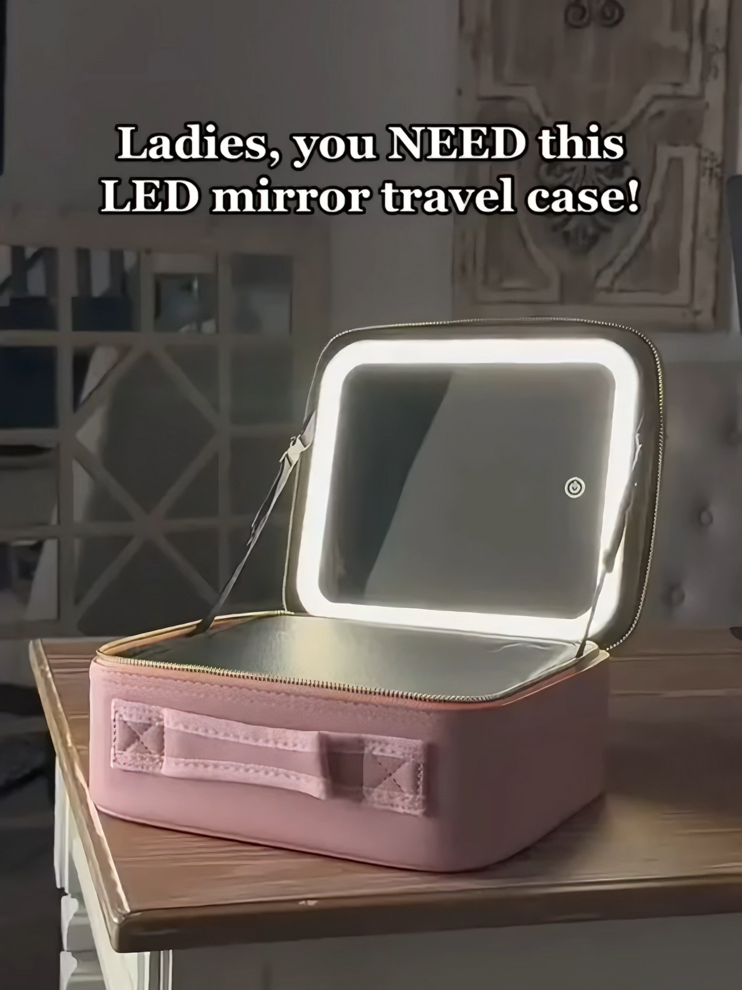 Ladies you need this LED mirror travel makeup case by NOVANEX 💝🤍🤗 @thenovanex  #novanex #organizer #makeupbag #makeuphoarder #makeuphacks #makeuporganization #makeup #betterlivingwithnovanex 