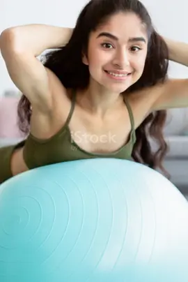 #yoga #yogaball #gym #workout #pregnant #pregnancy 