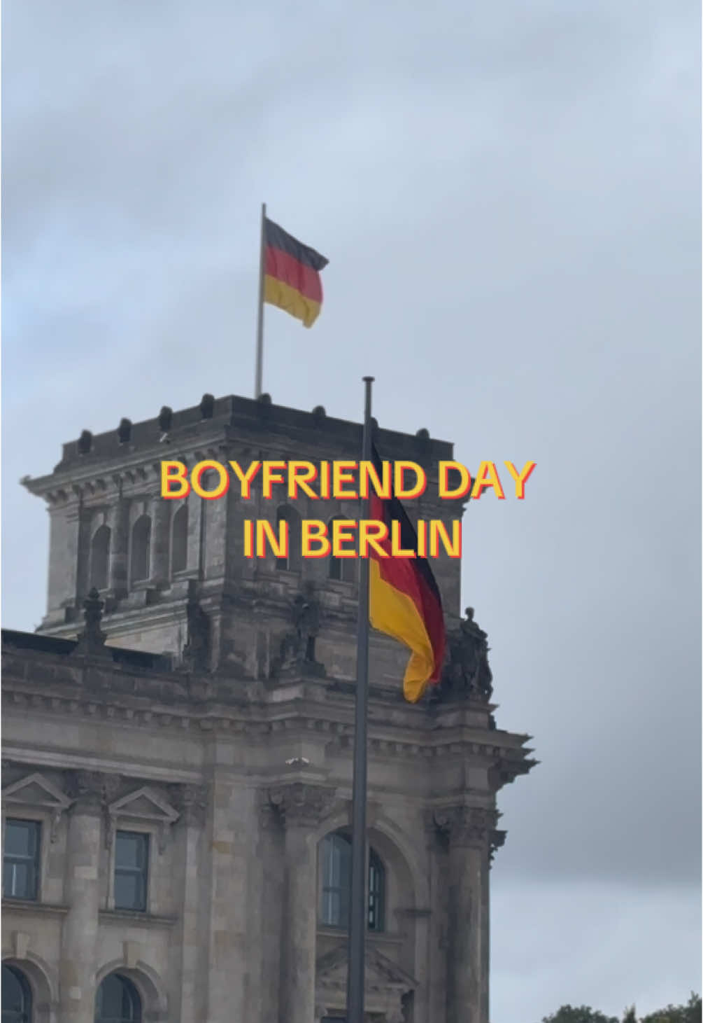 Happy international boyfriend day - 3/10/2024 🫶 ————————————— How to spend a lovely day in Berlin? 🫰 • Visit at the Zoo 🐼🦁🐻🦘 • Visit Gedächtniskirche 🛤️ • Eat Currywurst and Bretzel 🥨🌭 • Have a beer on the bank of the Spree River at Holzmarkt25 🍻  • Watch a movie 🎞️ #boyfriendday #internationalboyfriendday #october3rd #germany #berlin #spree #holzmarkt25 #holzmarktberlin #sprea #currywurst #zoo #berlinzoo #berlinzoologishergarden #panda #bear #canguro #orso #bretzel #gedachtniskirche #charlottenburgberlin #harrypotter 