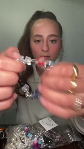Dm me on insta😝😝 #mystery #mysterybox #mysterybag #mysteryjewelry #jewelery #gold #silver #bracelet #necklace #unboxing #haul #asmr #jewelerytok #trending #mysteryjewelry #bellahuffey 