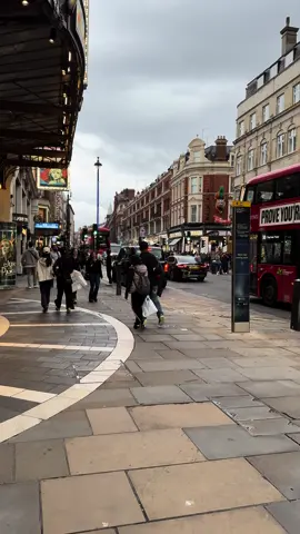 London Piccadilly ❤️🫶🇬🇧