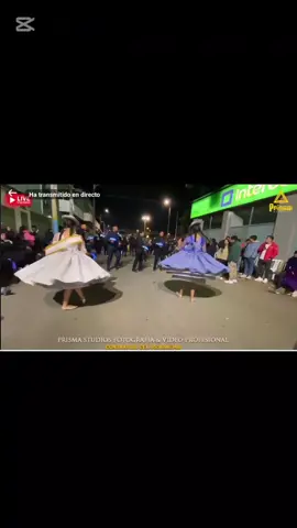 Que bonita canción #Juliaca #virgendelasmercedesjuliaca #fyp 