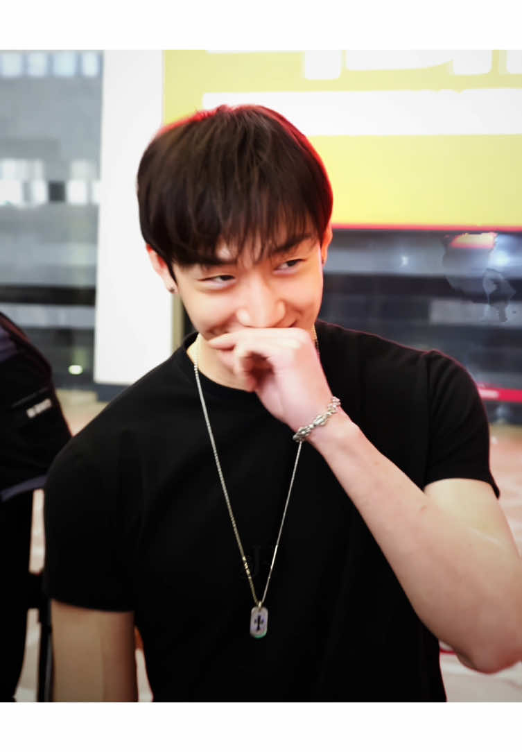 #BANGCHAN aniversario do mais mais né #straykids #skzedit #hyunkissss #흥분group #fyp 