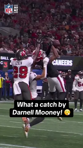 Impressive throw, even better catch ‼️🔥 @Atlanta Falcons #nfl #football #falcons #atlanta #kirk #catch 