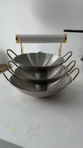 Wajan stainless steel yang memiliki 3 ukuran cocok buat goreng2 karna udah anti karat dan lengket👌 #wajanantilengket #wajanmurah #promo #fyp #videotiktokviral #wajanviral #wajanmultifungsi 
