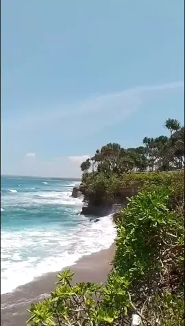 birunya hamparan ombak dilaut pantai indag batuhiu #anakpantai  #pangandaranbeach 