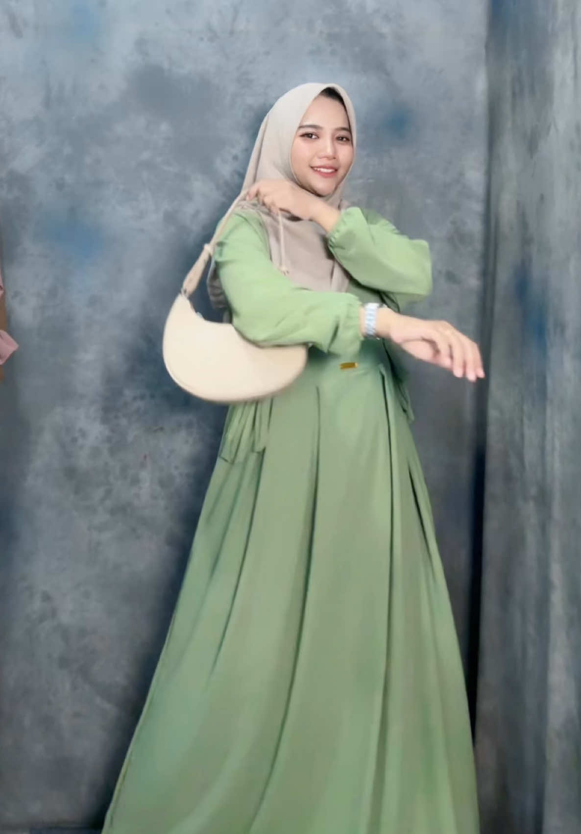 Nikita dress sage green #fyp #obi_ra #gamiscrinkleairflow 