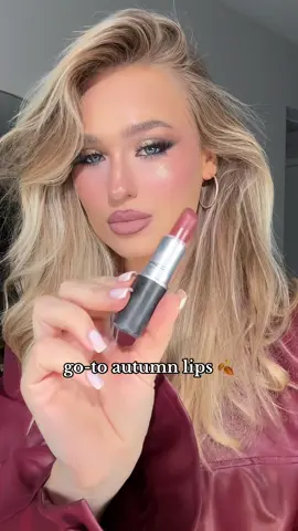 products used⬇️ lip pencil @NYX Professional Makeup ‘los angeles’ lipstick @maccosmetics ‘whirl’ 