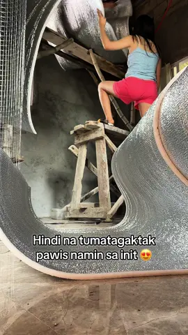 POV: Wala pa kayong budget pampa-kisame kaya naglagay nalang muna ng heat insulation foam 🫶 Laking ginhawa sa init 🥹🫶 #heatinsulation #heatinsulator #ceiling 