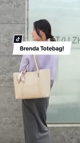 Looking flawless in your basic sleek outfit with our Brenda Totebag!    #palomino #palominobag #WIBGAJIAN #BeliLokal #PromoGuncang1010 #outfit #aestheticbags #tasmewah #elegantbags #fashion #outfitideas #ootdfashion #OOTD #fyp #fyptiktok #fypシ #fypage #fypシ゚viral 