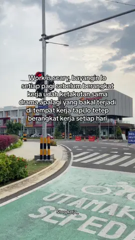 Ngeluh capek pengen resign tapi diposisi masih butuh tetap aja trabas #kerjakeras #fypシ #kulipabrik #story #fypシ゚viral #pejuangrupiah 